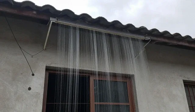 玻璃清洗:深度除螨的使用与维护建议